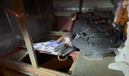 Şüphelenilen araçtan kaçak sigara çıktı