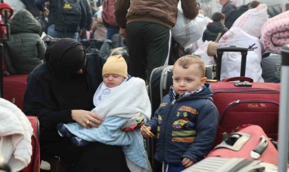 Suriyeliler Cilvegözünden yurtlarına dönüyor