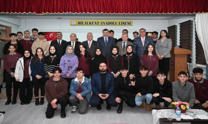 Tecrübelerini öğrencilere anlattı