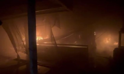 Tekirdağda perde fabrikasında korkutan yangın