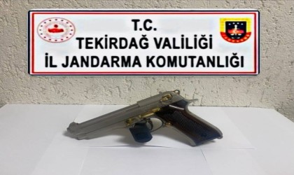 Tekirdağda ruhsatsız tabanca operasyonları