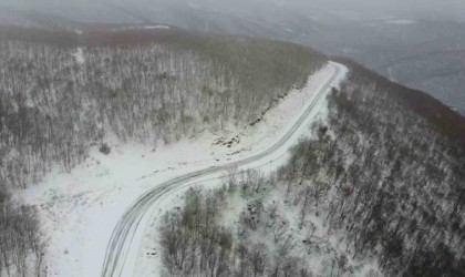 Tekirdağın zirvesi beyazlara büründü: Vatandaşlar karın tadını çıkardı