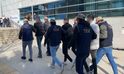 Terör örgütü propagandası yapan 3 şahıs yakalandı