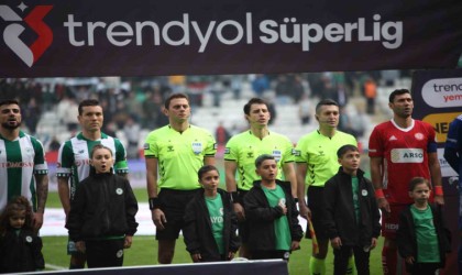 Trendyol Süper Lig: Konyaspor: 1 - Antalyaspor: 0 (İlk yarı)