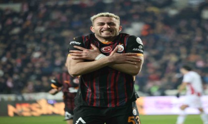 Trendyol Süper Lig: NG Sivasspor: 2 - Galatasaray: 3 (Maç sonucu)