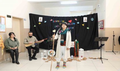 Tuncelide Yunus Emre ilmek ilmek anlatıldı