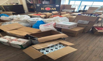 Ülkeye girişi yasak olan kanatlı hayvan ilaçlarını satmaya çalışan kişi yakalandı