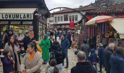 UNESCO kenti Safranbolu yılbaşı panayırıyla hareketlendi