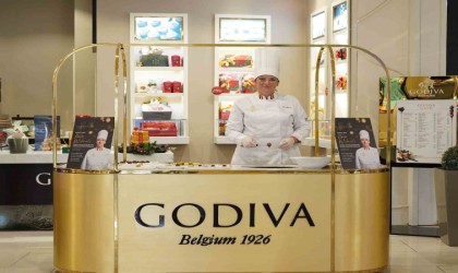 Ünlü çikolata markasının şefi İstanbulda damakları tatlandıracak