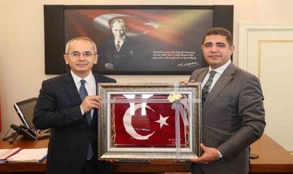 Vali Akçakocada yapılan yatırımları yerinde inceledi