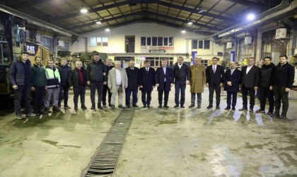 Vali Aydoğdu, Özel İdare birim amirleri ve atölye ekibi ile bir araya geldi