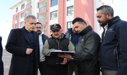 Vali Varol İnderede konutlarını inceledi