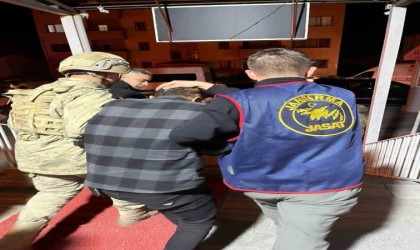 Vanda ‘Tasarlayarak öldürme suçundan 36 yıl 11 ay 10 gün kesinleşmiş hapis cezası bulunan şahıs yakalandı