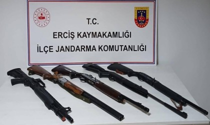 Vanda yasak bölgede avlanan 4 şahsa 75 bin 874 TL idari para cezası uygulandı