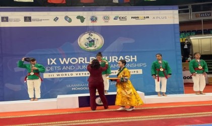 Vanlı Sinem dünya şampiyonu oldu