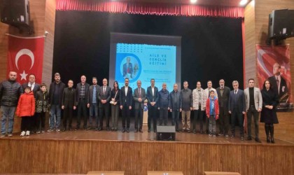 Vezirköprüde Aile ve Gençlik Eğitimi konferansı