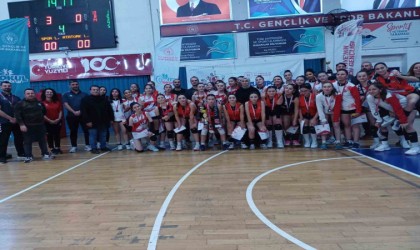 Voleybolda şampiyon Düzce Spor Lisesi oldu