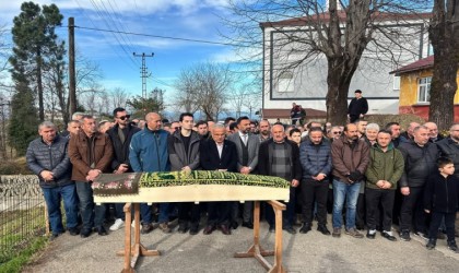 Yangında ölen 94 yaşındaki kadın toprağa verildi