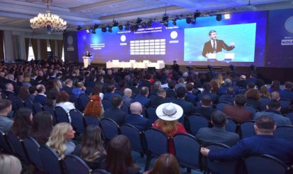 Yapay zeka teknolojilerinin iş dünyasına sağladığı avantajlar masaya yatırıldı