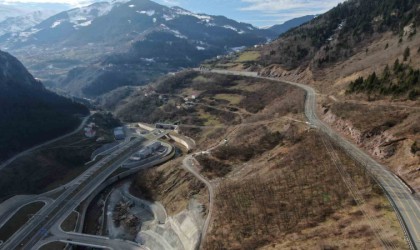 Yeni Zigana Tünelini açıldığı günden bu yana 587 günde 2 milyon 861 bin 599 araç kullandı