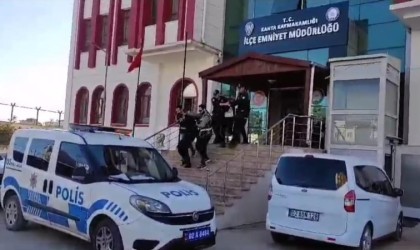 Adıyamanda kaçak silah ve kumar operasyonu: 13 şahıs tutuklandı