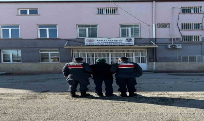 Afyonkarahisarda kaçak şahıs yakalandı