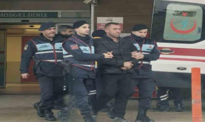 Ailesini silahla rehin alan şahıs tutuklandı