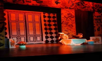 ‘Alice Müzikali Maltepede sahnelendi