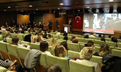 Anne-bebek sağlığının korunması ve geliştirilmesi amacıyla ‘Normal Doğum Sempozyumu düzenlendi