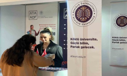 Antalya Erzurum Günlerinde Atatürk Üniversitesi standına yoğun ilgi