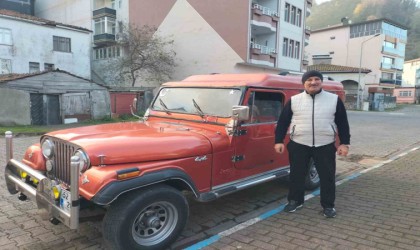 Baba yadigarı cipe gözü gibi bakıyor