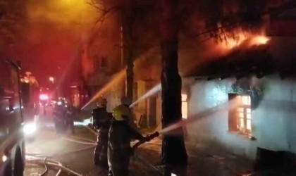 Balıkesirde ev yangını korkuttu