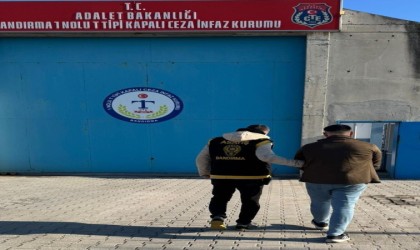 Bandırmada 15 yıl kesinleşmiş hapis cezasıyla aranan zanlı yakalandı
