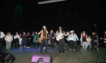 Barış Mançonun anısına ses yarışması: Genç yetenekler göz doldurdu