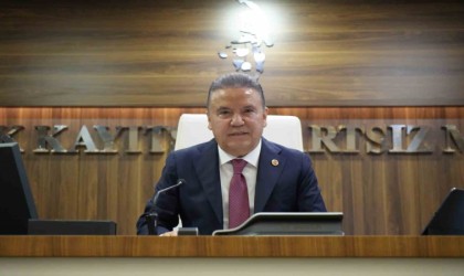 Başkan Böcek: Geçici çözümlerle değil, kalıcı hizmetlerle halkımızın yanında olacağız