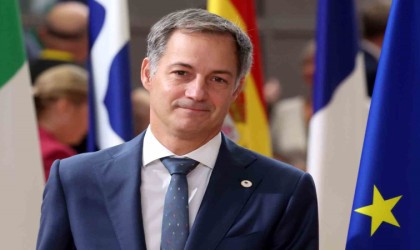 Belçikada başbakanlık ofisine girmeye çalışan bıçaklı saldırgan gözaltına alındı