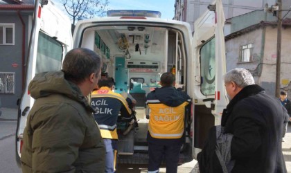 Bilecikte otomobilin çarptığı yaya yaralandı