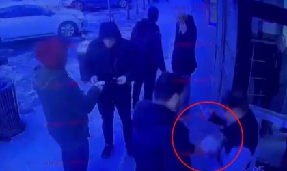 Büyük İstanbul Otogarında şüpheli 2 yolcunun üzerinden sahte 98 bin 500 dolar çıktı