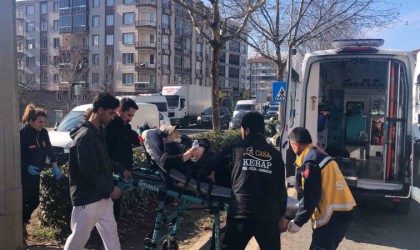 Çorluda motosiklet yaya geçidinde yayaya çarptı