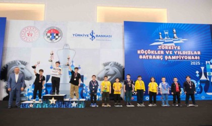 Denizlili sporcular Antalyada gerçekleşen satranç şampiyonasına damga vurdu