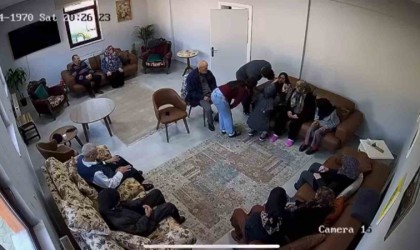 Dili boğazına kaçan Alzheimer hastası hemşirelerin hızlı müdahalesiyle kurtarıldı