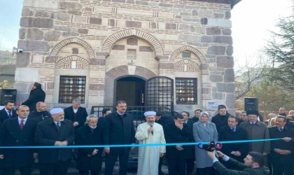 Diyanet Başkanı Erbaş, 45 yıldır kapalı olan İsfahani Mescidinin açılışını yaptı