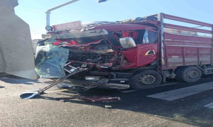 Diyarbakırda 4 aracın karıştığı kazada 3 kişi yaralandı