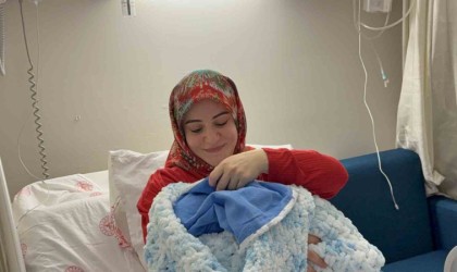 Düzcede yeni yılın ilk bebeği Ege oldu