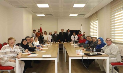 Edirnede Sağlıklı Yaş Alma ve Sağlıkla Zayıflama Okulu 2025 yılının ilk mezunlarını verdi