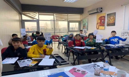 Elazığda gençlik merkezlerinde eğitimler sürüyor