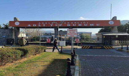 Eyüpsultanda kazada hayatını kaybeden 2 kişinin cenazeleri Adli Tıp Kurumundan alındı