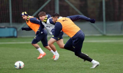 Fenerbahçe, Adana Demirspor maçı hazırlıklarına devam etti