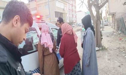 Hırsızlık için daire kapısını açmaya çalışan 3 kadın şahıs tutuklandı