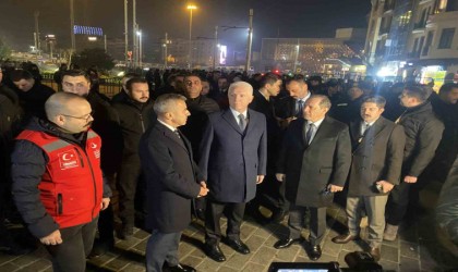 İstanbul Valisi Gül ve İl Emniyet Müdürü Yıldız, Taksimde denetim noktasını ziyaret etti